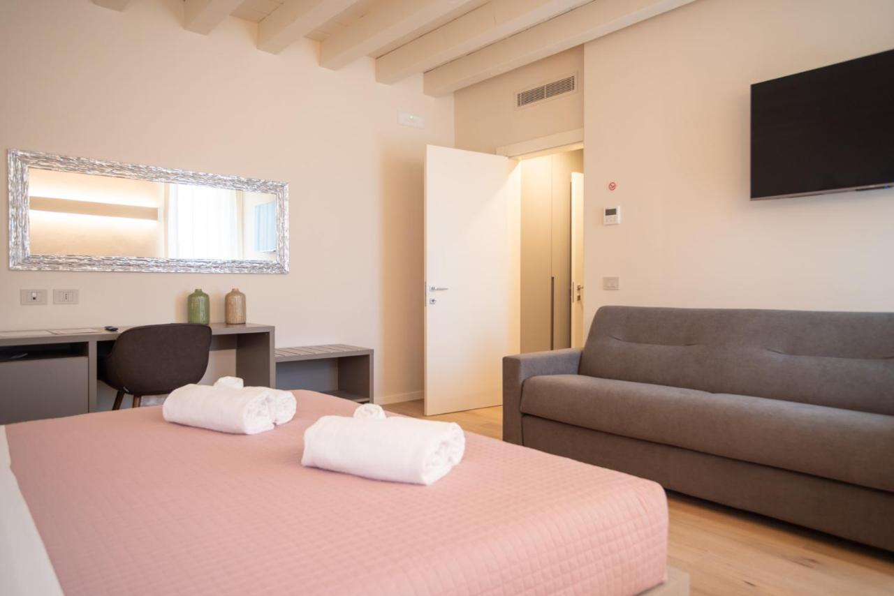 Calcirelli Suites Verona Exteriér fotografie