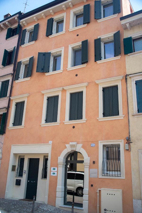Calcirelli Suites Verona Exteriér fotografie