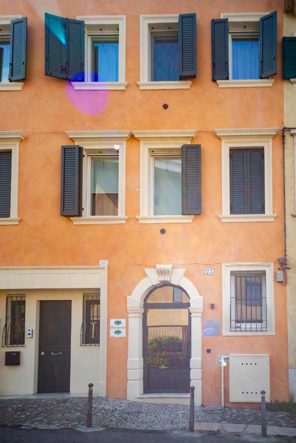 Calcirelli Suites Verona Exteriér fotografie